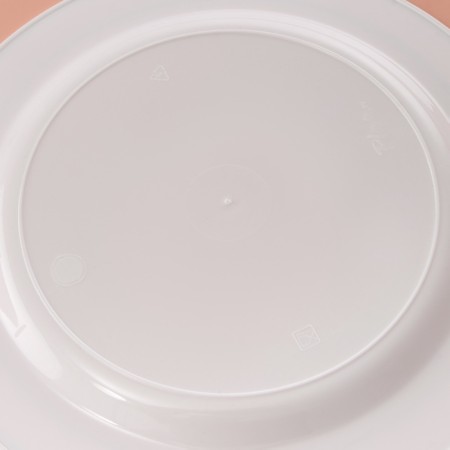 Plastic disposable plastic, 19 cm, round, flat, white color with a golden pocket-8