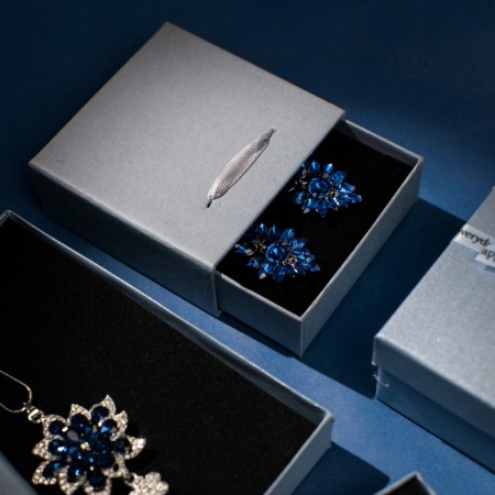 Gift box for the premium set, 10 × 10, silver color-2