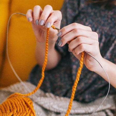The knitting needles are circular, for knitting, with Teflon coating, with plastic fishing line, D = 2 mm, 14/80 cm-2