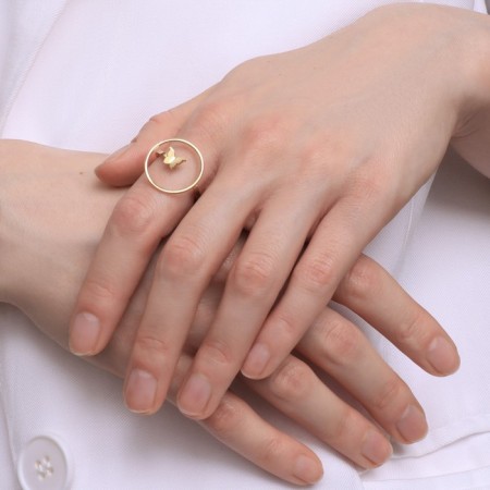 Ring Xuping butterfly, color gold, size 16-1