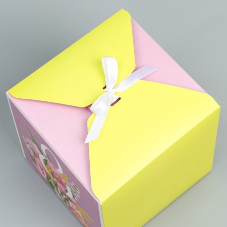 Gift folding box, packaging, “March 8”, 18 x 18 x 18 cm-3