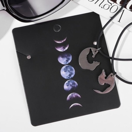 Puppies on the lace "Uzolnutor" wolves in the disk, the color is black in silver, 45 cm