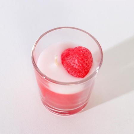 Aromatic candle in a glass "Berry Parfa", 60 g