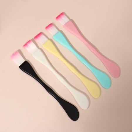 Brush for masks, bilateral, with a spatula, 15.5 (+/- 1) cm, color mix-5