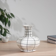 VAZA Ceramics Table 