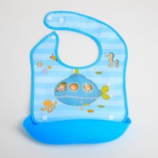 Batiscat Feeding Bibslate Wallets Waterpiece on the button, with a super-carman