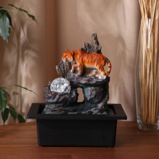 Tiger Tiger fountain 16x20x25 cm (with backlight)