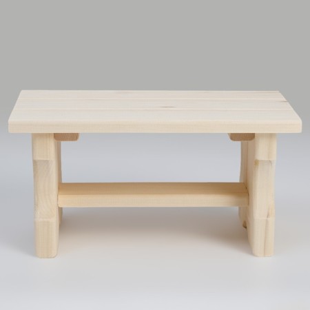 The bench is low, 35 × 21 × 17cm, from the linden "First variety", "Dobroparov"-3