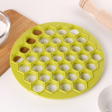 Dumplings, 37 cells, d = 24.5 cm, color mix-1