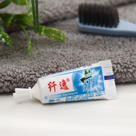 Toothpaste is traditional, herbal, 3 g