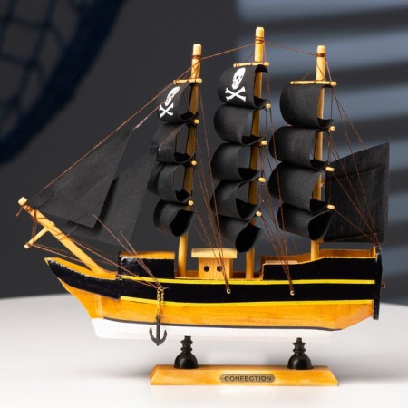 Souvenir Small Ship "Oliphant", 24 × 24 × 4 cm