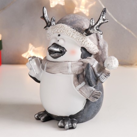 Polystone souvenir "Penguin in a scarf and cap with horns, with a gift" Mix 15.5x13x9 cm-3