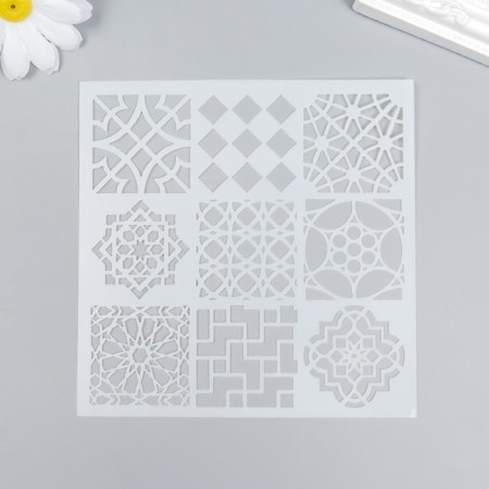 Plastic stencil "Geometry" 13x13 cm