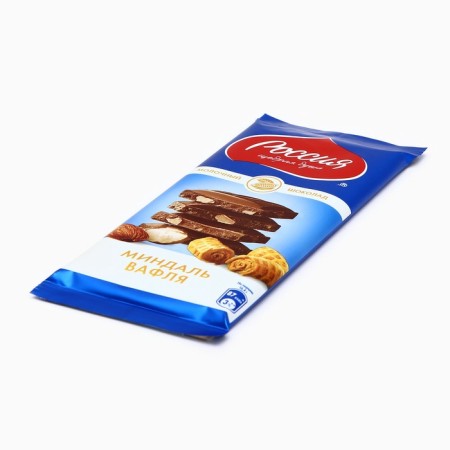 Milk chocolate "Russia", almonds, waffles, 82 g-1
