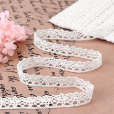 Knitted lace, 15 mm × 15 ± 1 m, fluid-white color