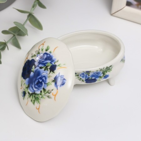 Coramics box on the legs "Blue roses" 6.1x7.7x4.8 cm-1
