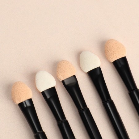 Set of applicators for shadows, 5 pcs, 7.5 cm, black color-3
