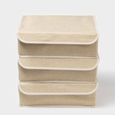A set of organizers for storing linen with a lid 