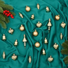 Set of jewelry plastic 24 pcs 