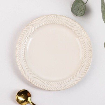 Ceramic pies “sea surface”, D = 15.5 cm, beige color