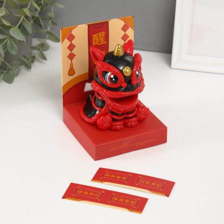 Plastic Plastic "Chinese Leo" Red-Cherry 8.5x7.3x8.5 cm-2
