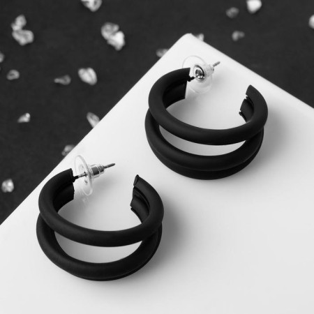 Bottega-rings are triple, d = 3.5, black color-1
