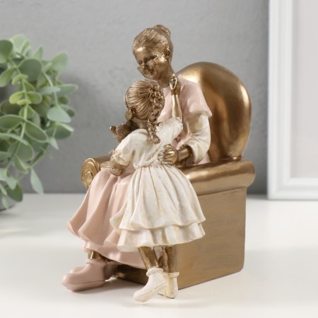 Polystone souvenir "Cozy evening with grandmother behind the book" 12.5x10.5x15.5 cm-3