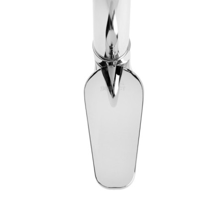 Comer for the kitchen "Everest" B41-029M, single-leaf, pouring 200 mm, chromium-1