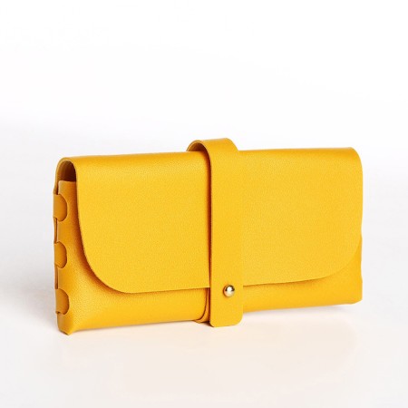 Case for glasses on the clue, yellow color