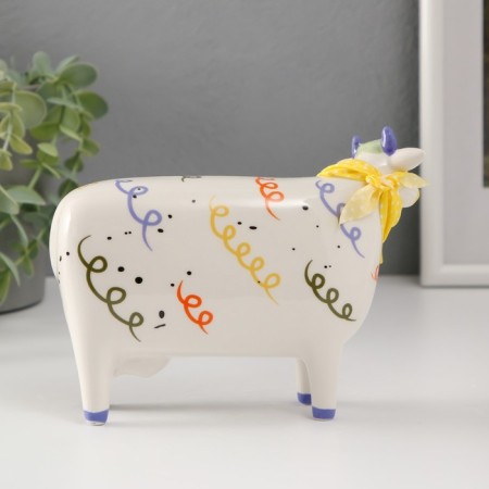 Souvenir Ceramics "Cow with a scarf" multi -colored spirals 15.8x5.6x12.3 cm-2