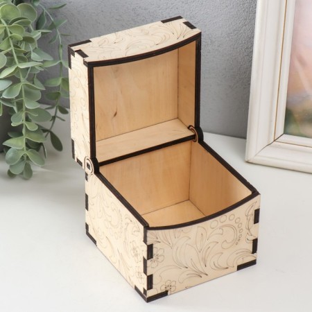 Casket-KUB for mural "monogram" 10.7x10.7x10.7 cm, plywood 6mm-1