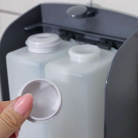 The dispenser for an antiseptic or liquid soap is mechanical, double, 1000 ml, plastic-4