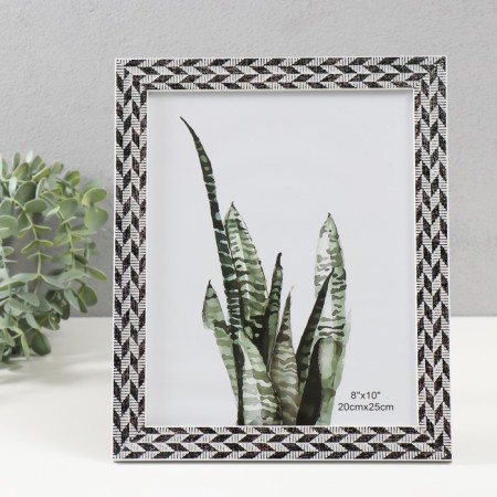 Photo frame plastic 20x25 cm "Double braid" black and white 23.4x28.5 cm