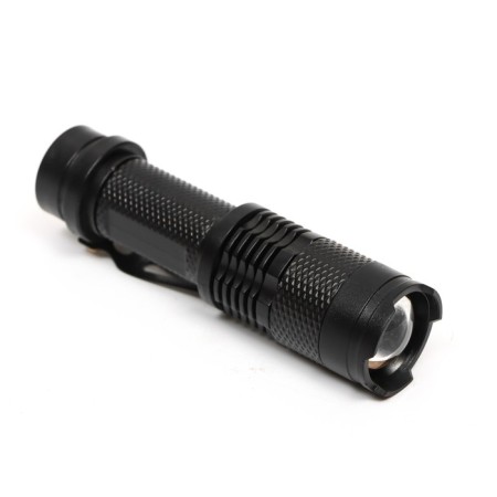 Manual lantern, 3 watts, 60 lm, Led, zoom, ray range 200 m, AA,