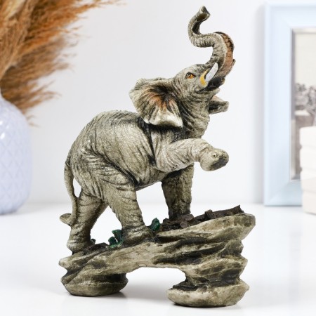 Figure "Elephant on Stone" 17x7x22cm