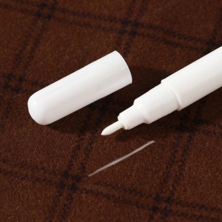 Fabric marker, water -soluble, white color-1