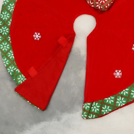Polyanka under the Christmas tree "New Year's quirks" Santa Claus at the Christmas tree, D-60 cm, red-green-3