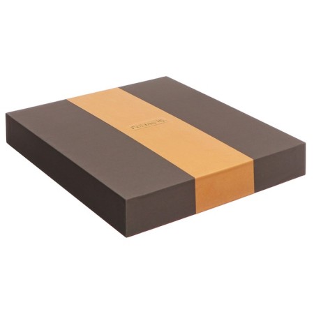 Delivery of a low -off A5, 80 sheets, line, leatherette cover, with a handle, in a gift box, black-8