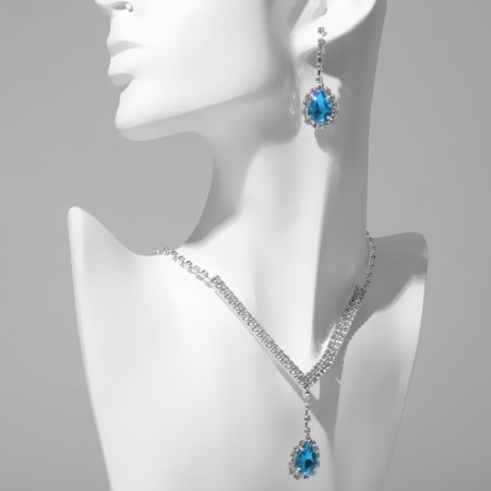 Set 2 objects: earrings, necklace "elite" drops of triangle, white-white color in silver, 40 cm