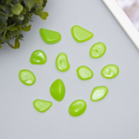 Decor for creativity plastic shines in the dark "green pebbles" set 12 pcs