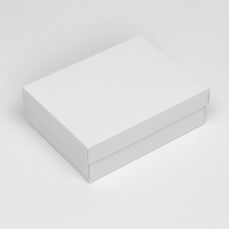The box is folding, the lid is, white, 16.5 x 12.5 x 5.2 cm-1