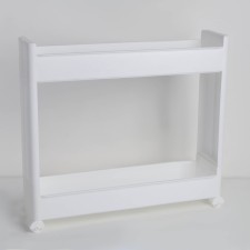 The shelter is a narrow-shaped 2-section, on the wheels, the color is white