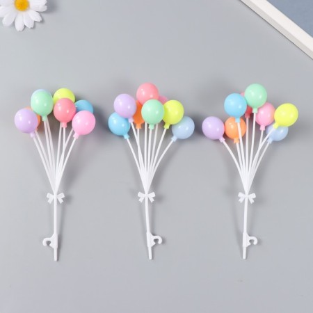 Decor for creativity plastic "Bound of balloons" 8 pcs 16.6 cm