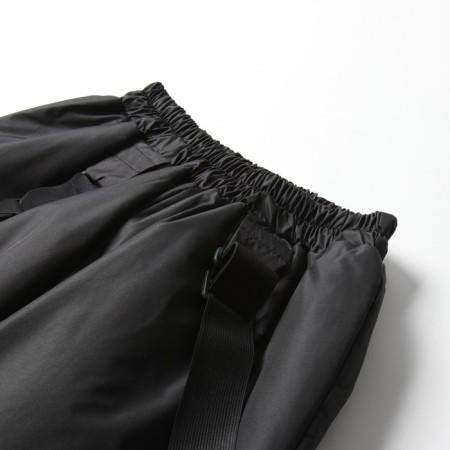Pants are children insulated, black color, height 146 cm-1
