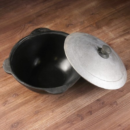 Kazan cast -iron, 3.5 l, flat bottom, aluminum cover-2