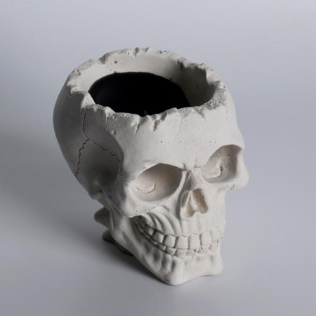 Figure candle in concrete "Crying Skull", black-5
