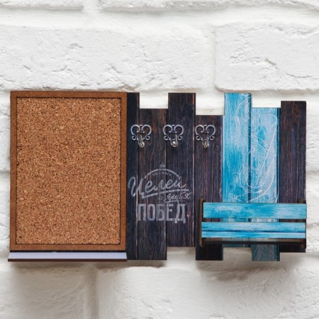 The keyrean is wall -mounted with the shelf "goals and victories", 28 x 16 cm.-2