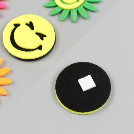 Sticker of felt "Smiles and flowers" 21x12.3 cm-2
