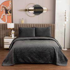 The bedspread and pillowcase 