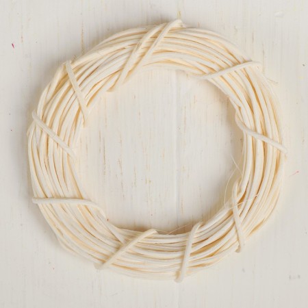 Dry vine, white color